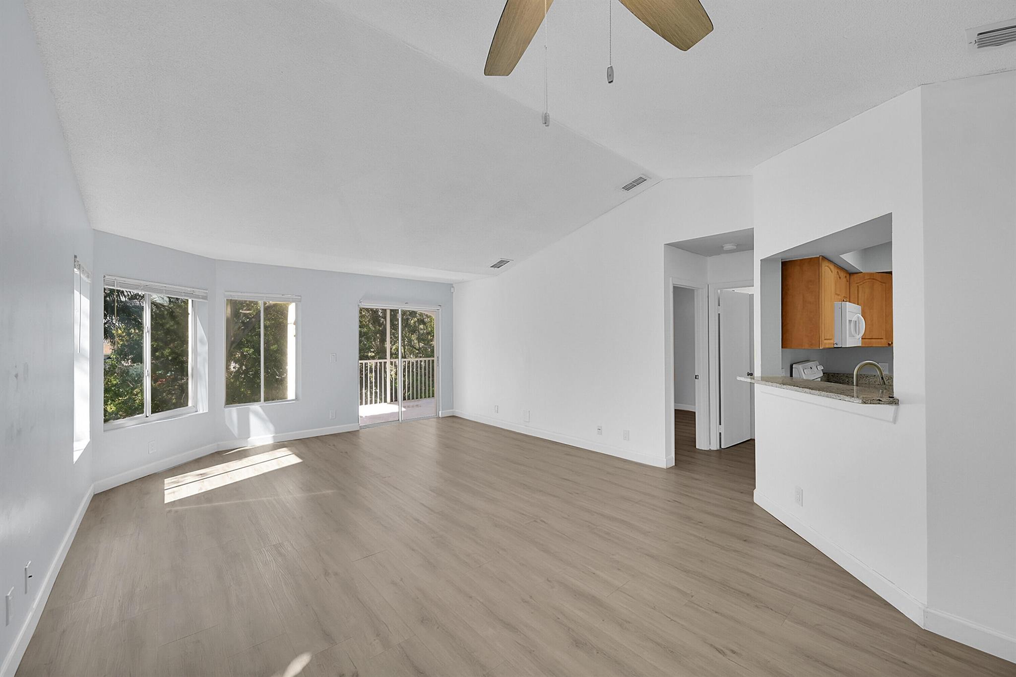 CASABLANCA ISLES CONDO - Residential Lease