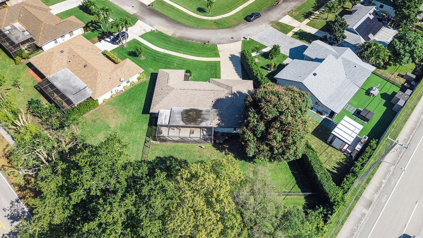 COCO WOOD LAKES SEC 3 - Residential