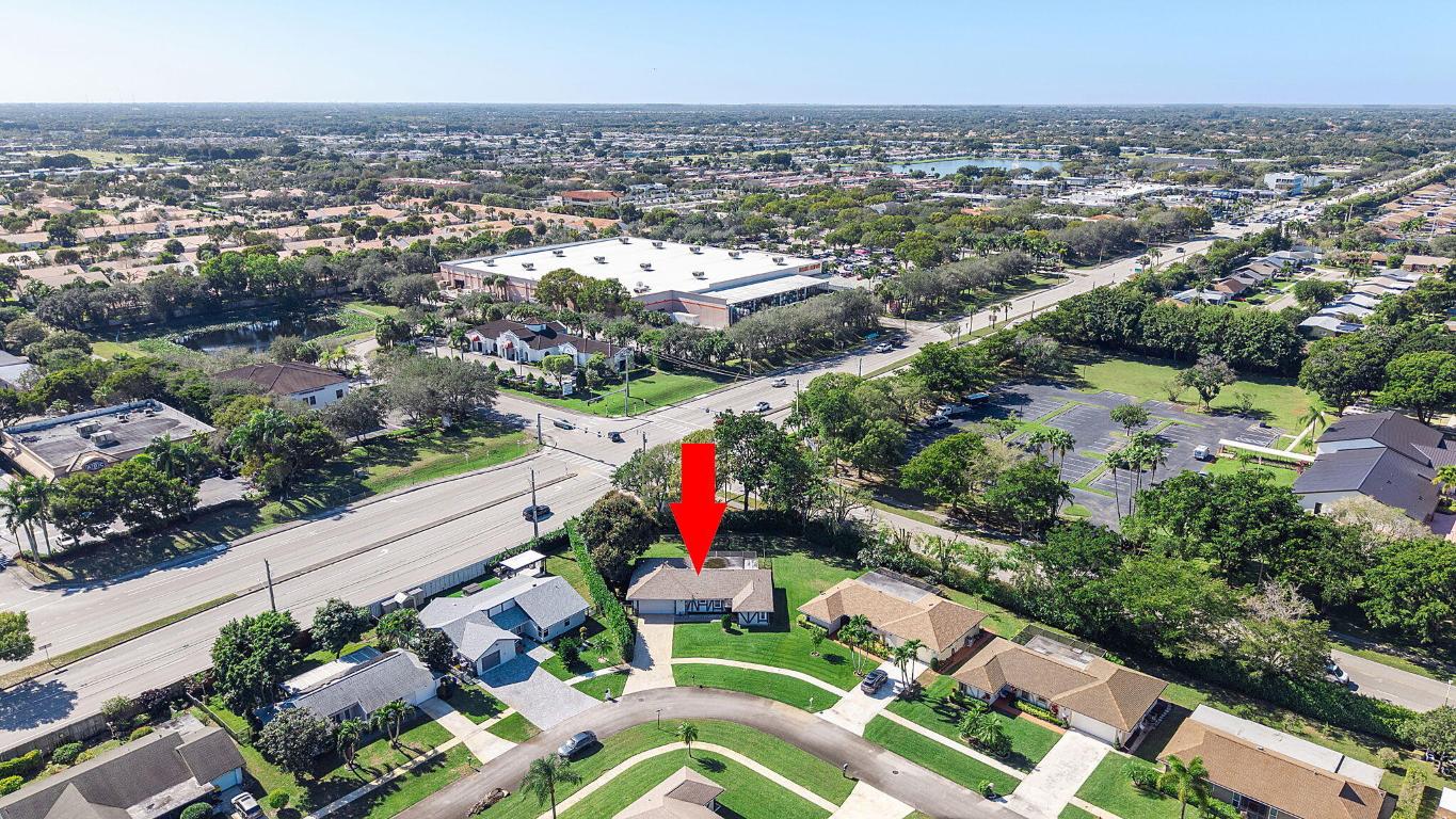 COCO WOOD LAKES SEC 3 - Residential