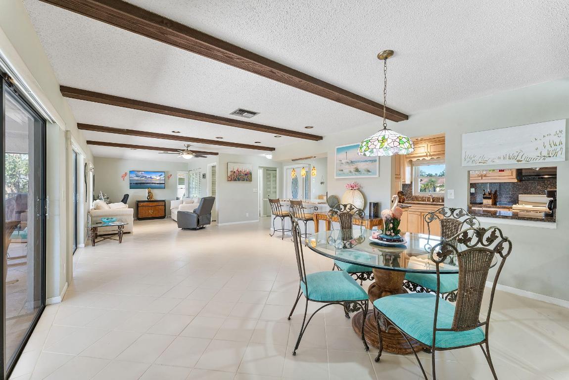 COCO WOOD LAKES SEC 3 - Residential