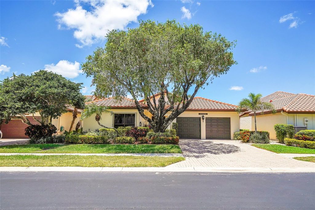Photo of 22660 Esplanada Circle, Boca Raton, FL 33433 (MLS # F10442099)