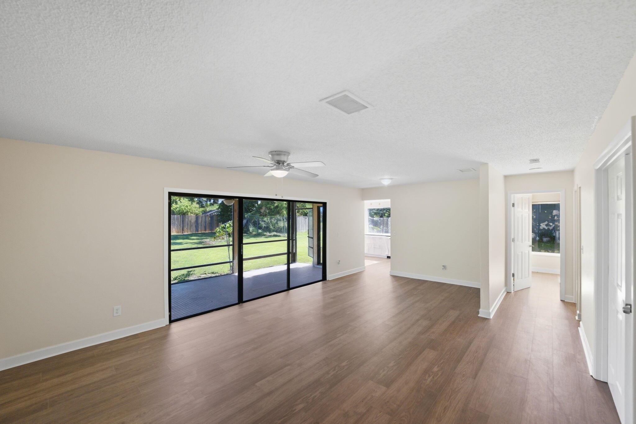 175 SE Floresta Drive