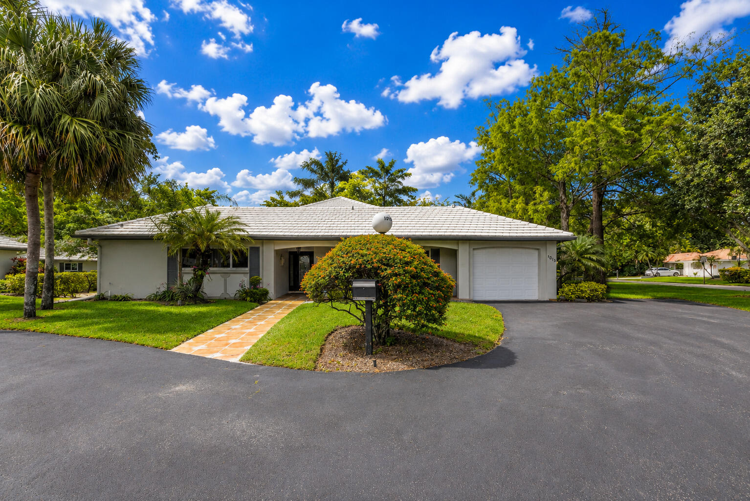 1019 E Cypress Drive