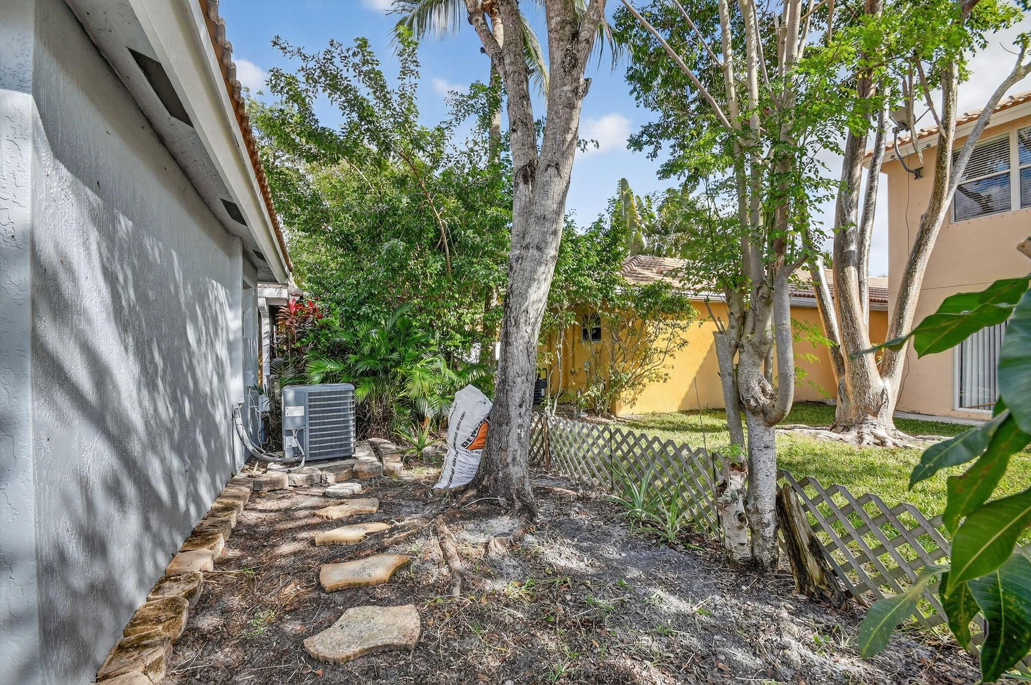 LIBERTY BAY - Residential