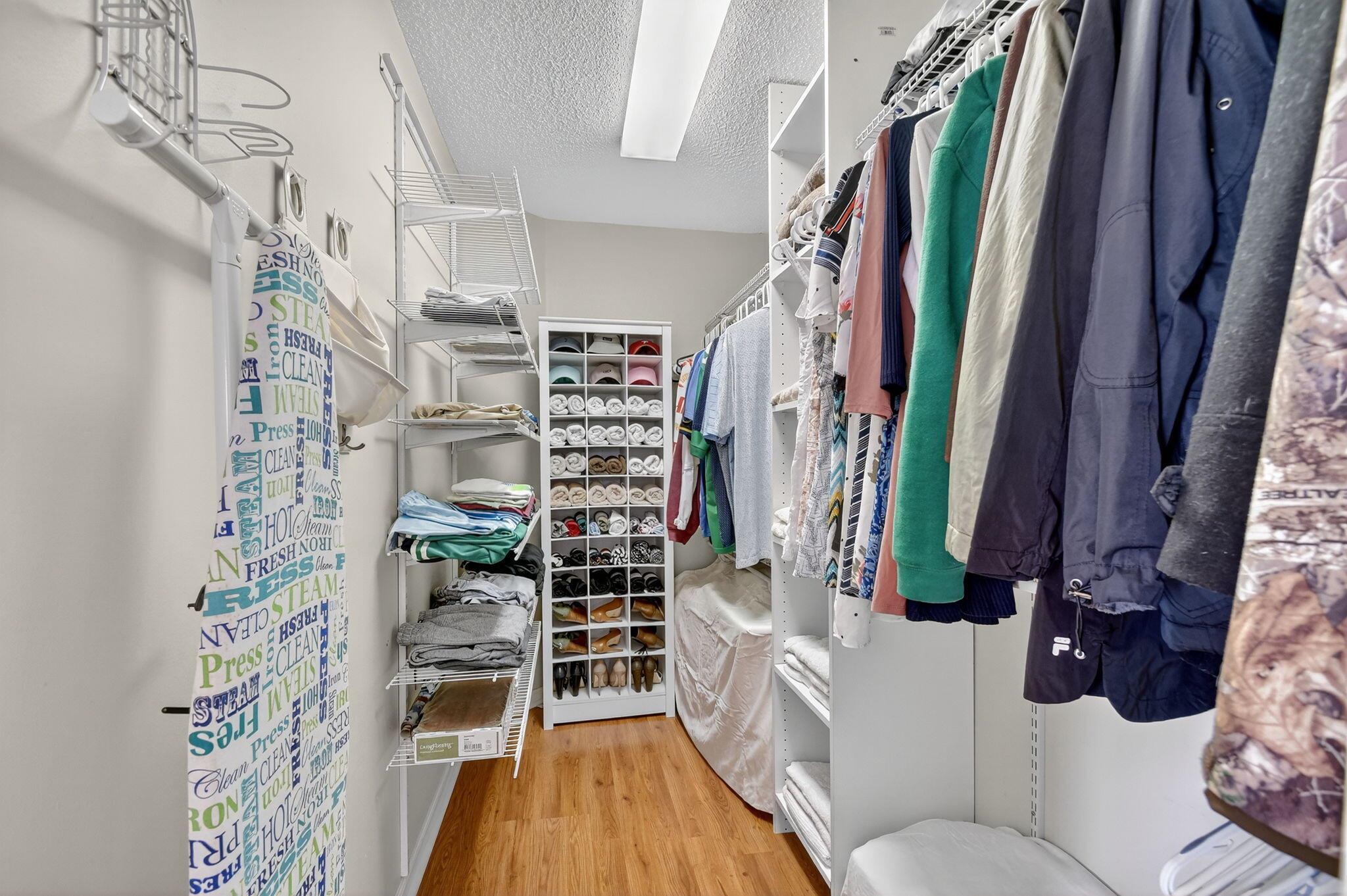 LIBERTY BAY - Residential