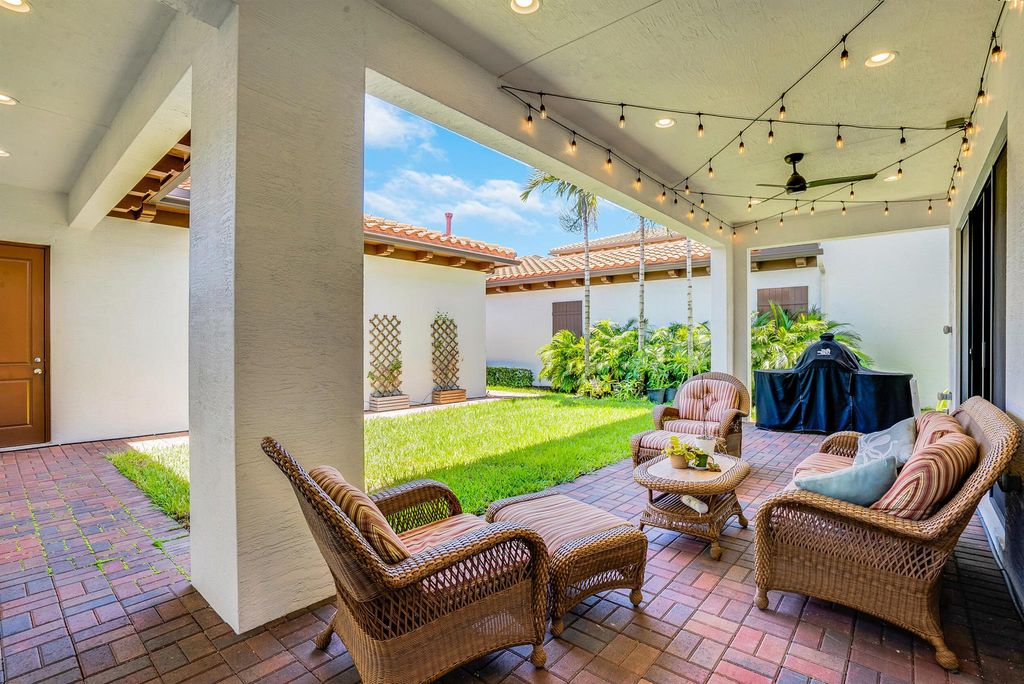 Photo of 13616 Dumont Road, Palm Beach Gardens, FL 33418 (MLS # R11109140)