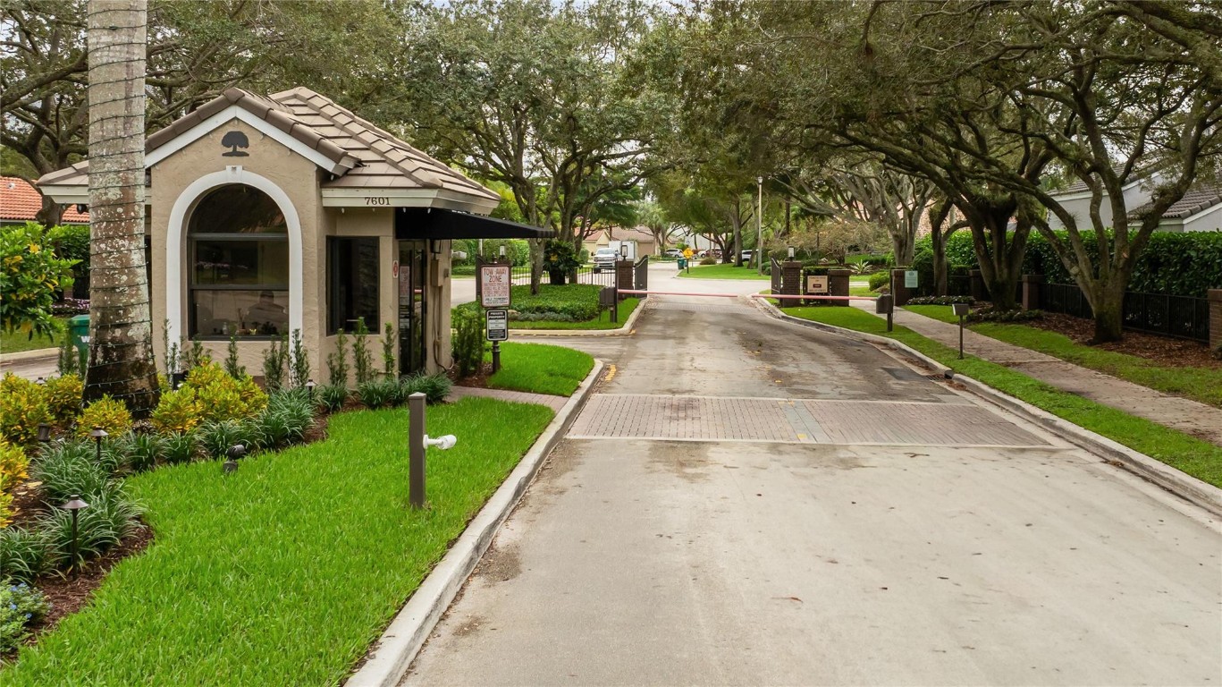 Whittier Oaks - Residential