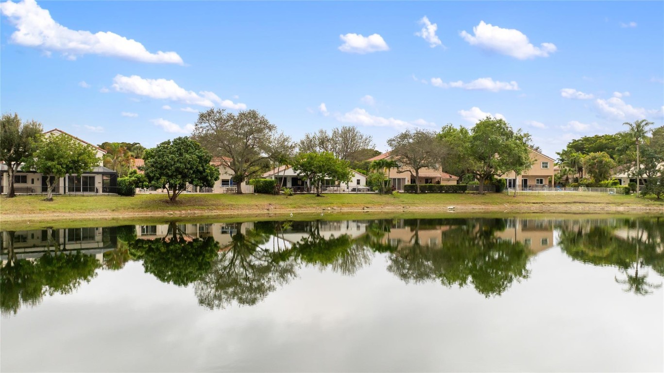Whittier Oaks - Residential