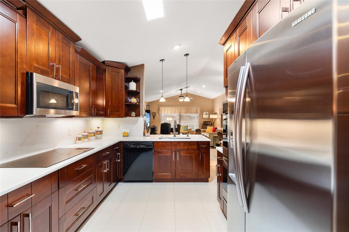 Whittier Oaks - Residential