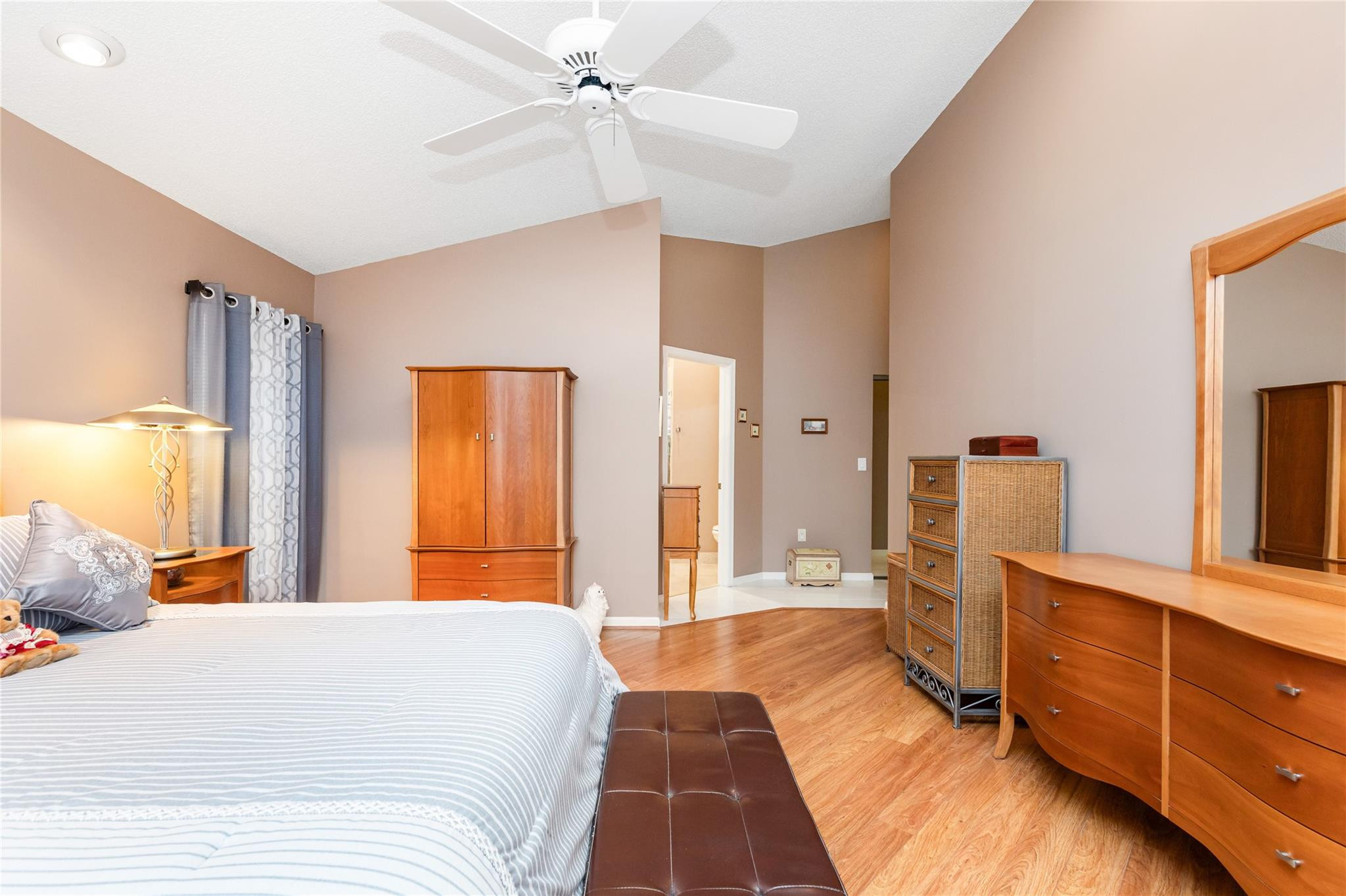 Whittier Oaks - Residential