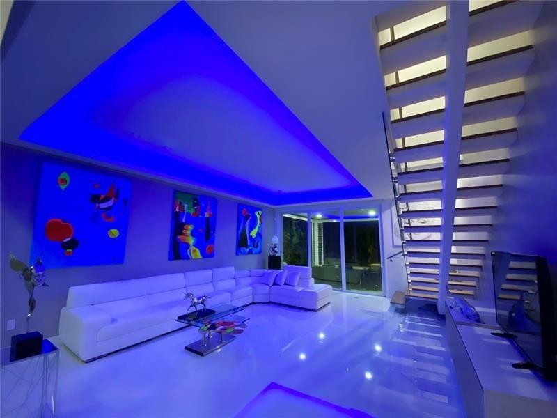 LAS OLAS BY THE SEA - Residential