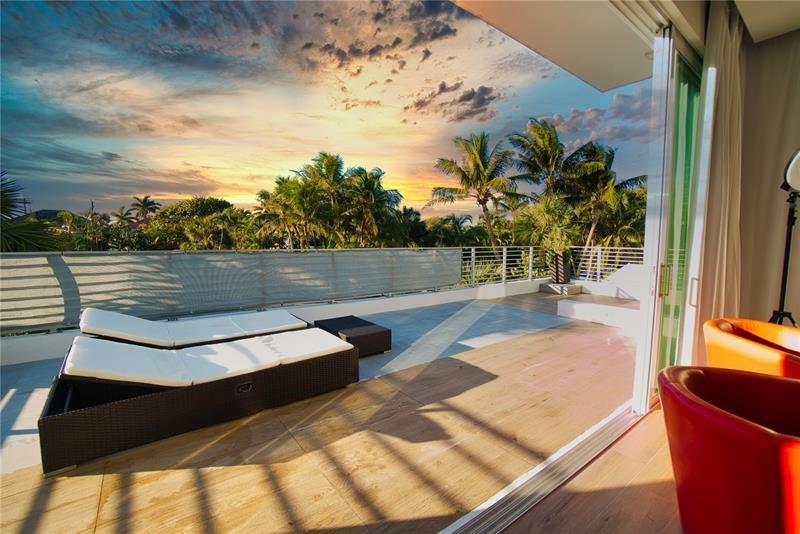 LAS OLAS BY THE SEA - Residential