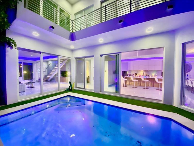 LAS OLAS BY THE SEA - Residential