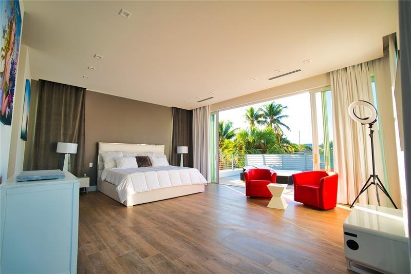 LAS OLAS BY THE SEA - Residential