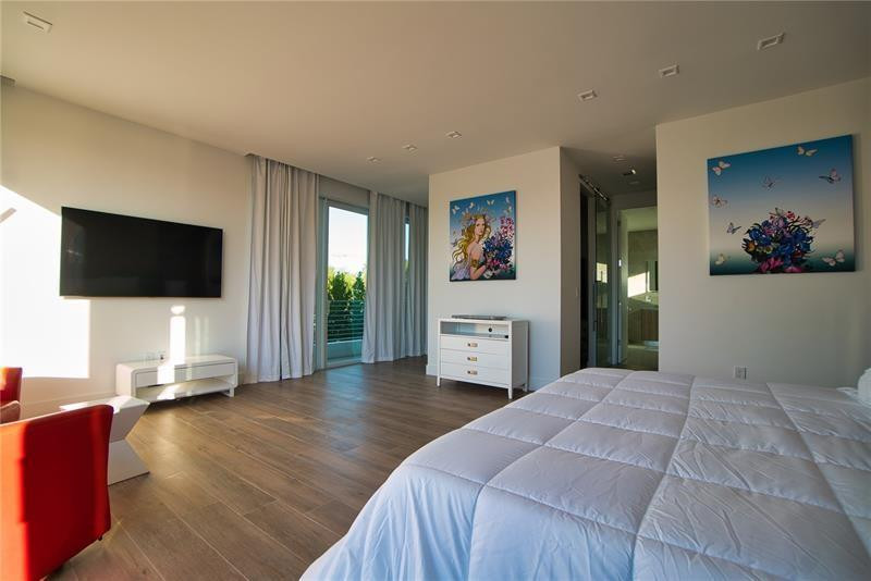 LAS OLAS BY THE SEA - Residential