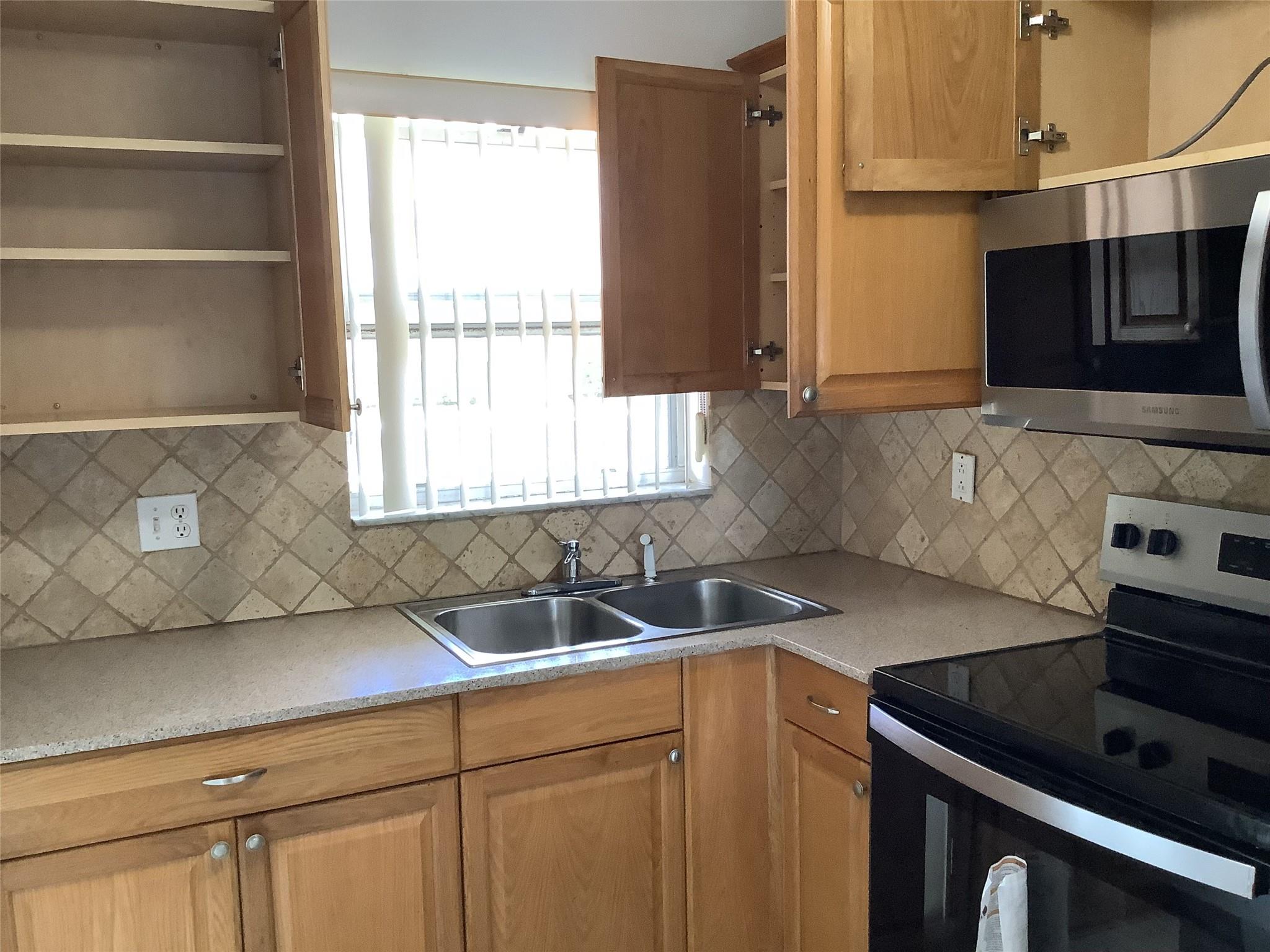 Sunrise Lakes Phase II - Residential