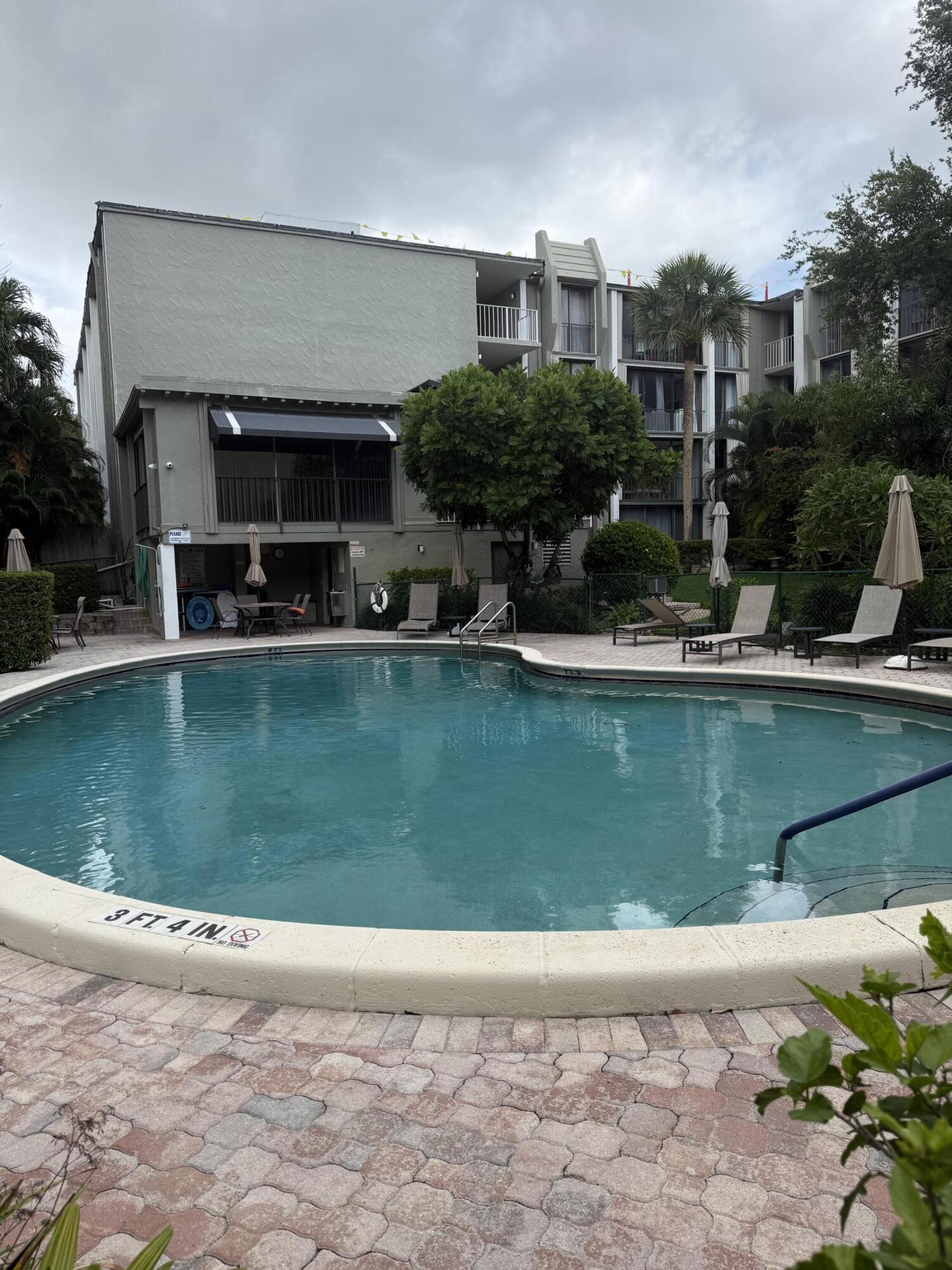 501 SW 11th 211