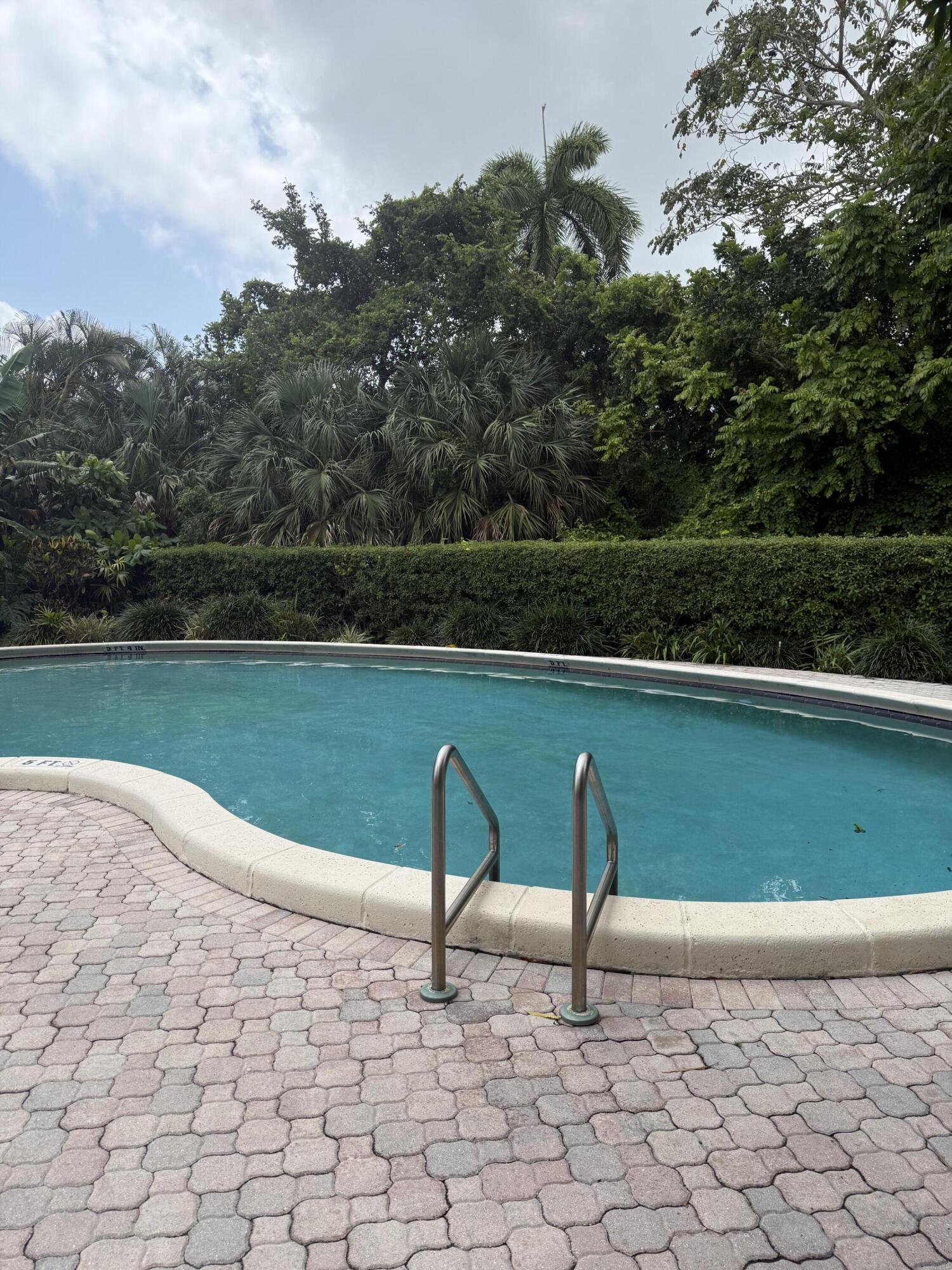 CORINTHIAN GARDENS INC CONDO - Residential