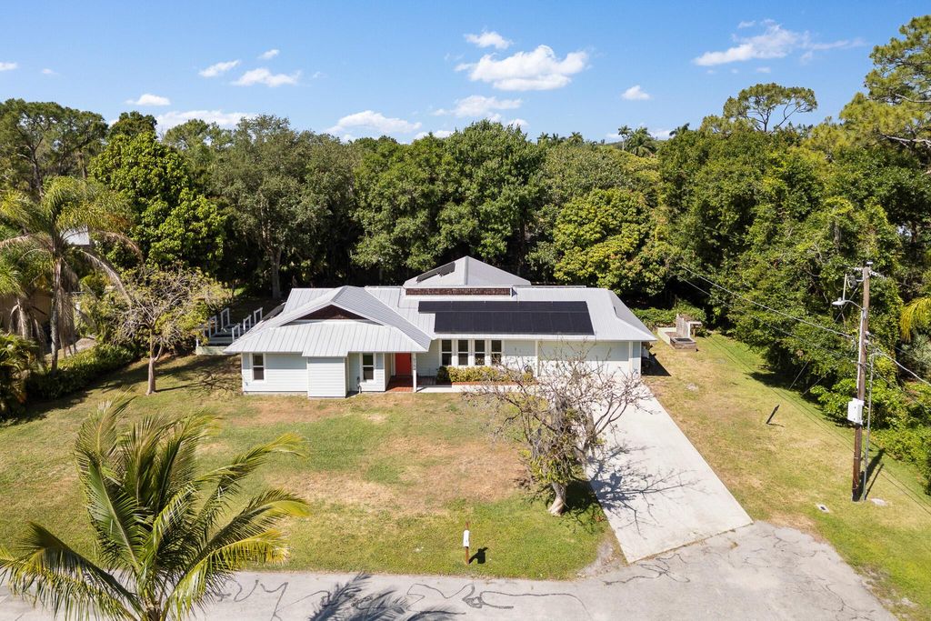 Photo of 6754 SW Cinnamon Court, Stuart, FL 34997 (MLS # R11085853)