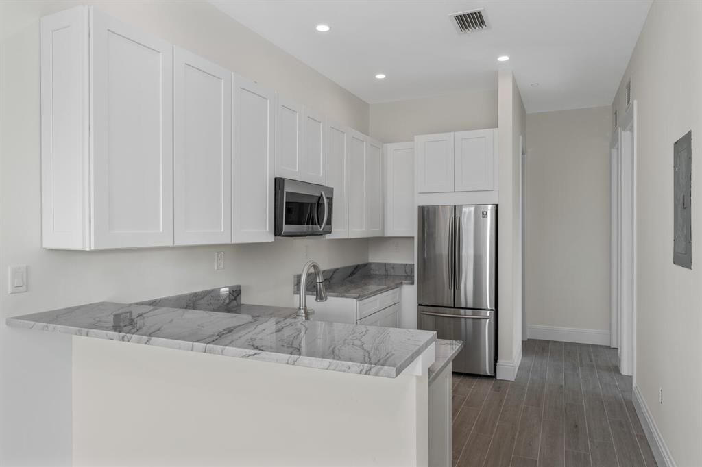 SOUTHFIELDS WELLINGTON CO - Residential