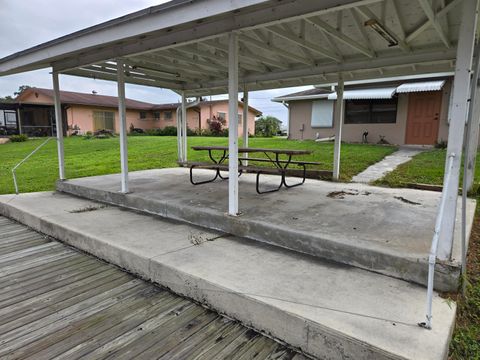 A home in Okeechobee