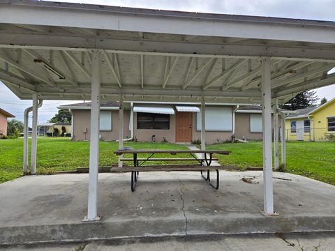 A home in Okeechobee