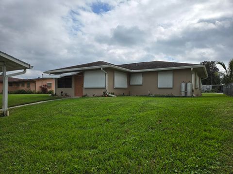 A home in Okeechobee