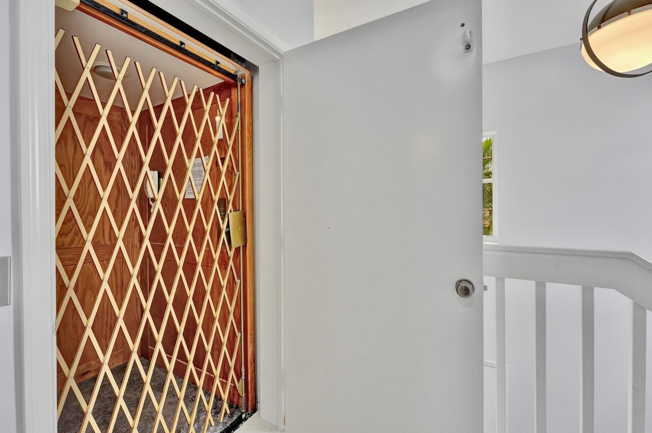 PALM ISLES I, II AND III CONDOS - Residential