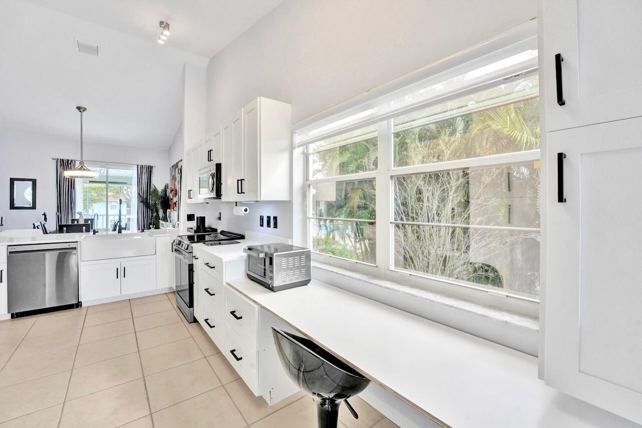 PALM ISLES I, II AND III CONDOS - Residential