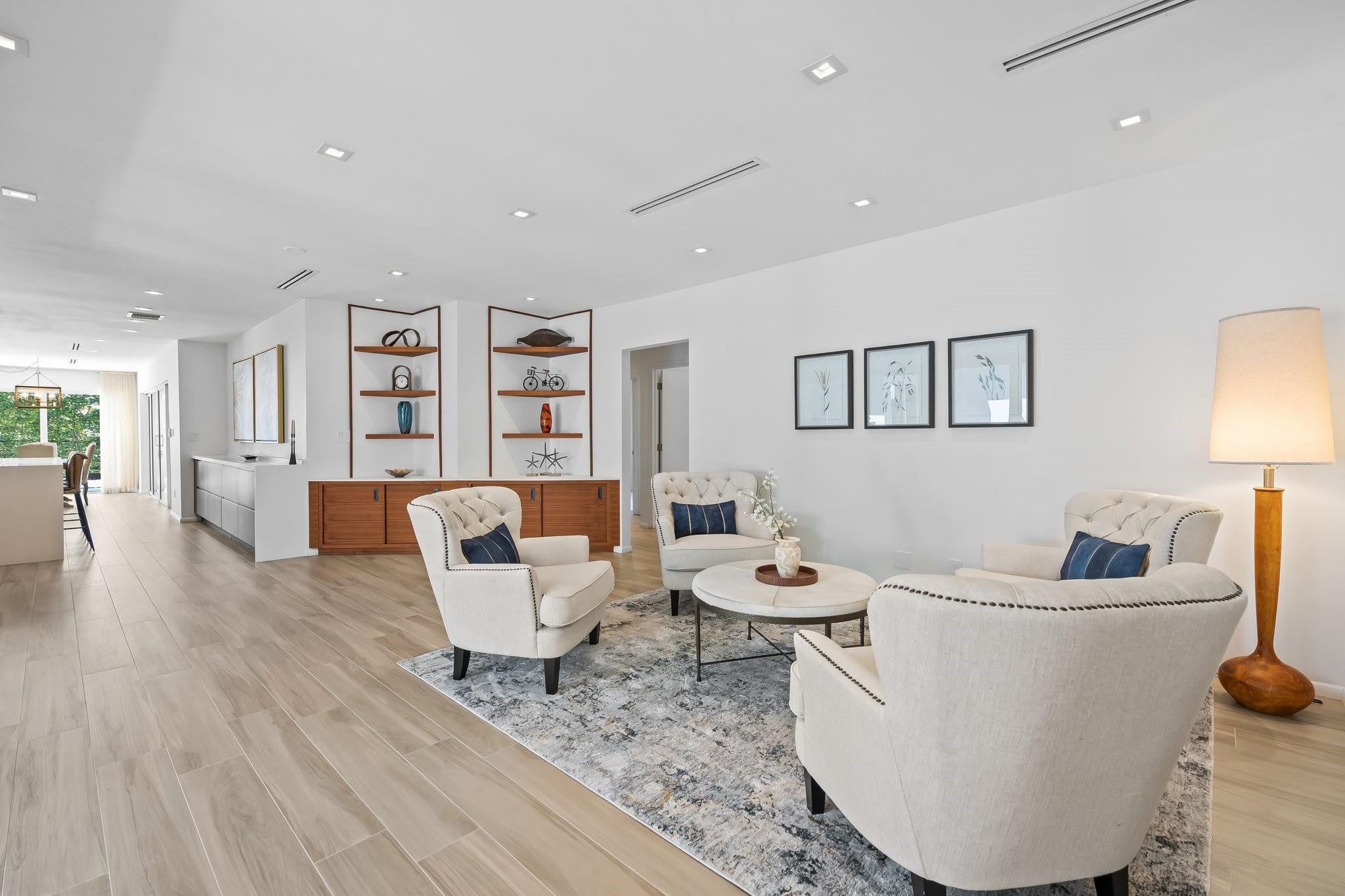 1420 PONCE DE LEON Drive