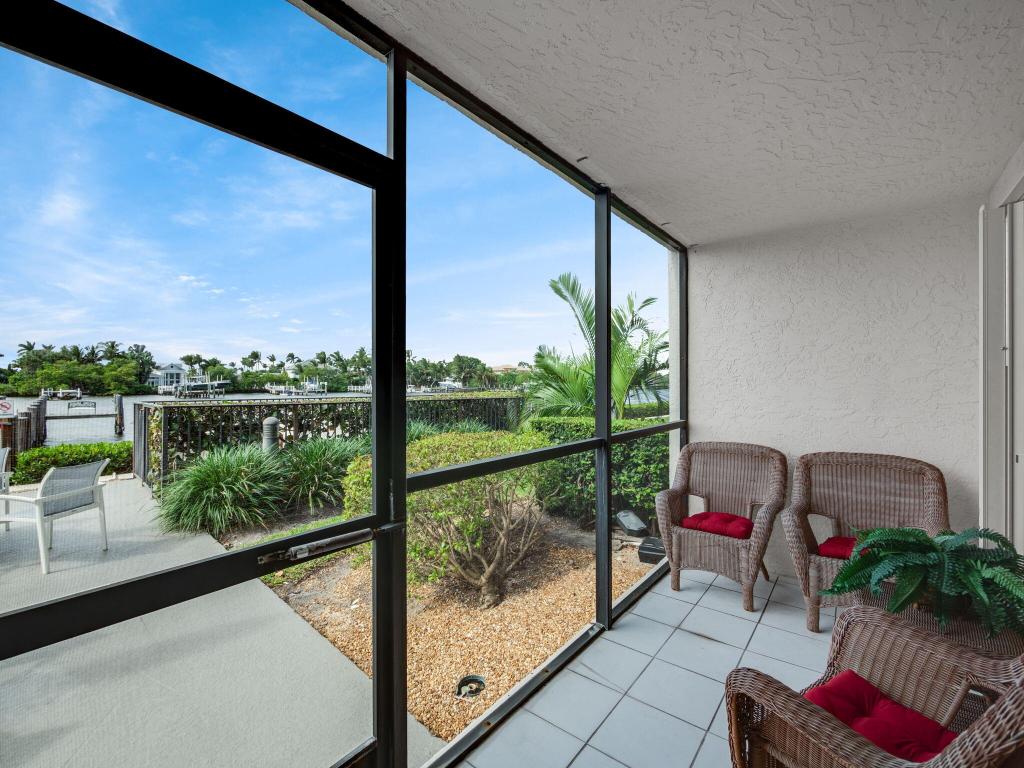 LAKEWOOD AT PALM BEACH CONDO - Residential
