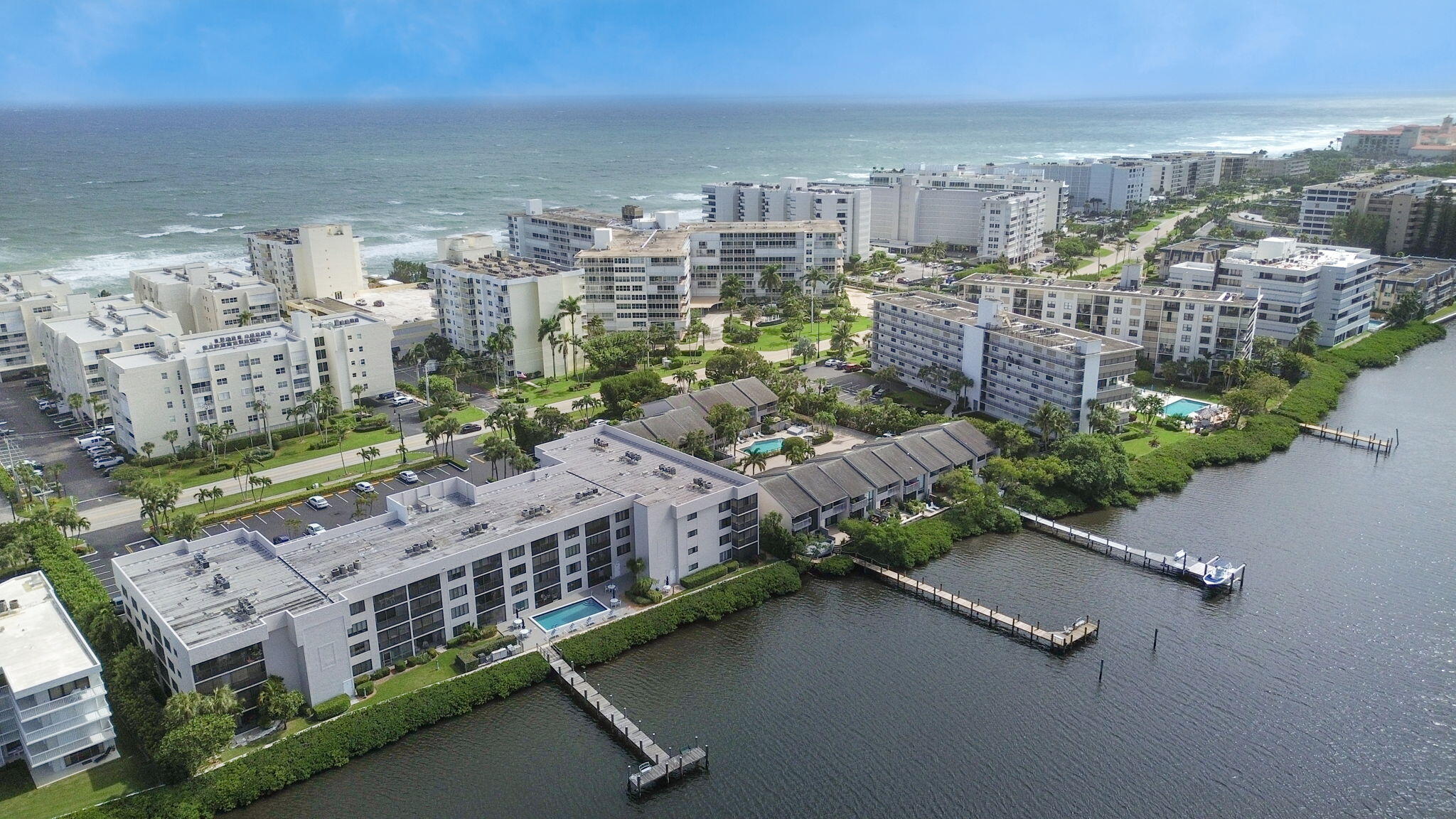 LAKEWOOD AT PALM BEACH CONDO - Residential