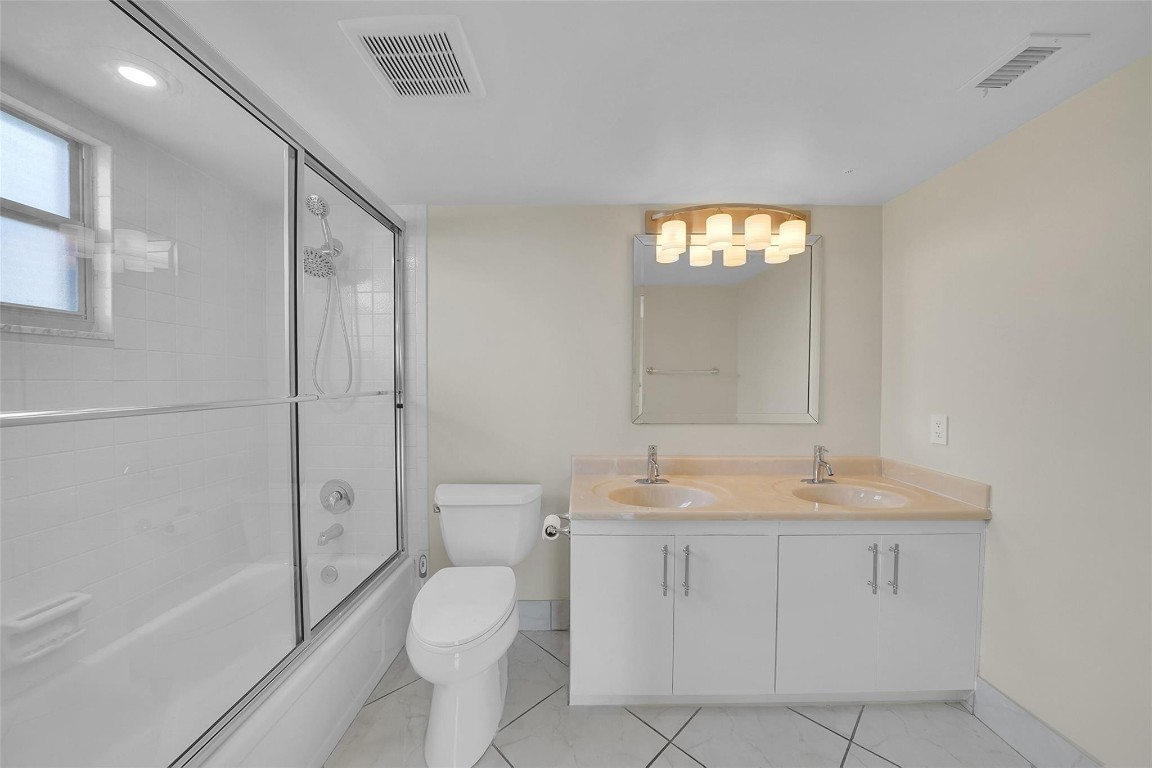 WYNMOOR VILLAGE - Residential