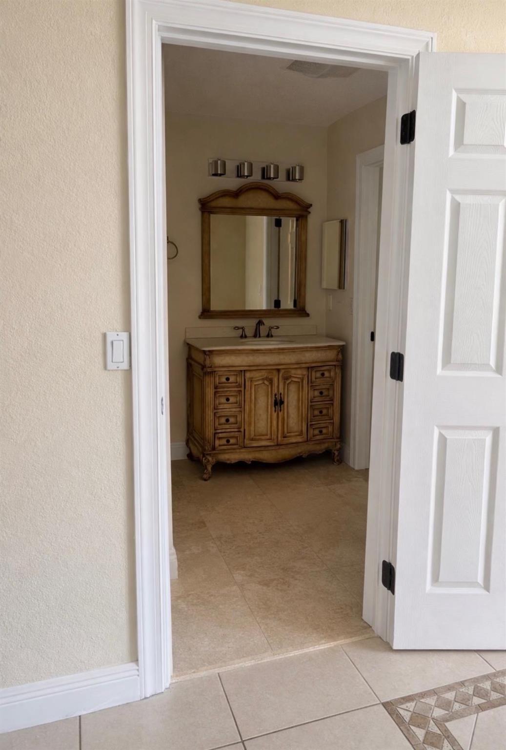 Rainberry Park 04 - Residential Lease