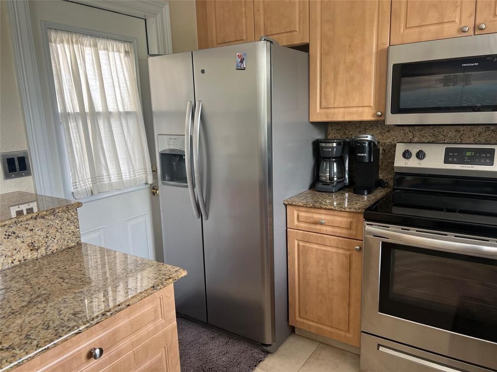 The Cove 32-48 B - Residential Lease