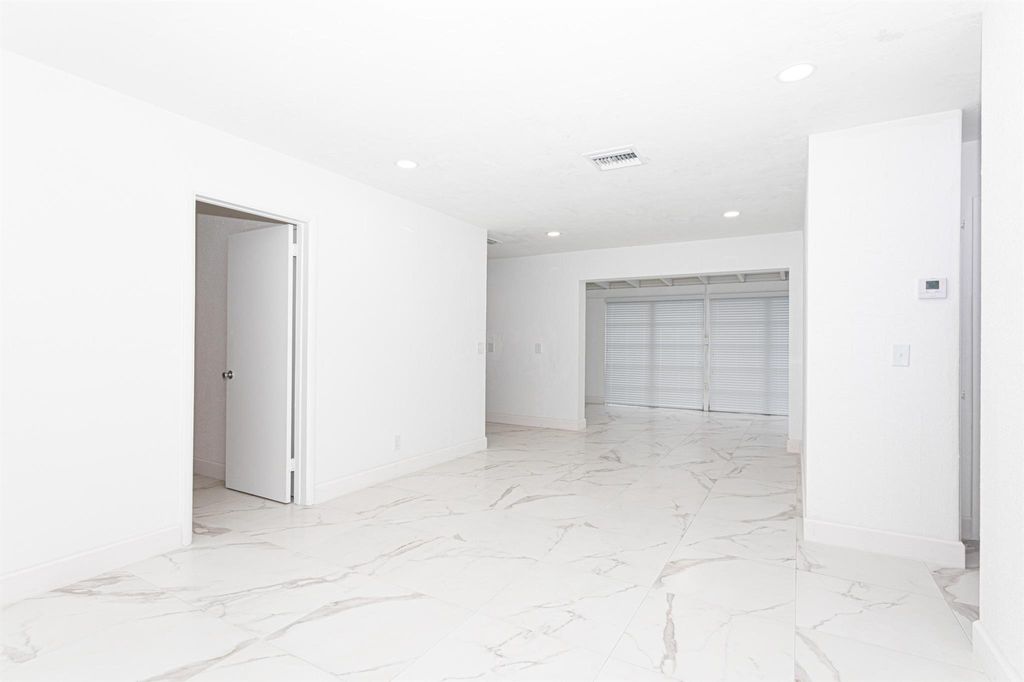 Photo of 320 Winged Foot Road, Palm Springs, FL 33461 (MLS # R10975496)