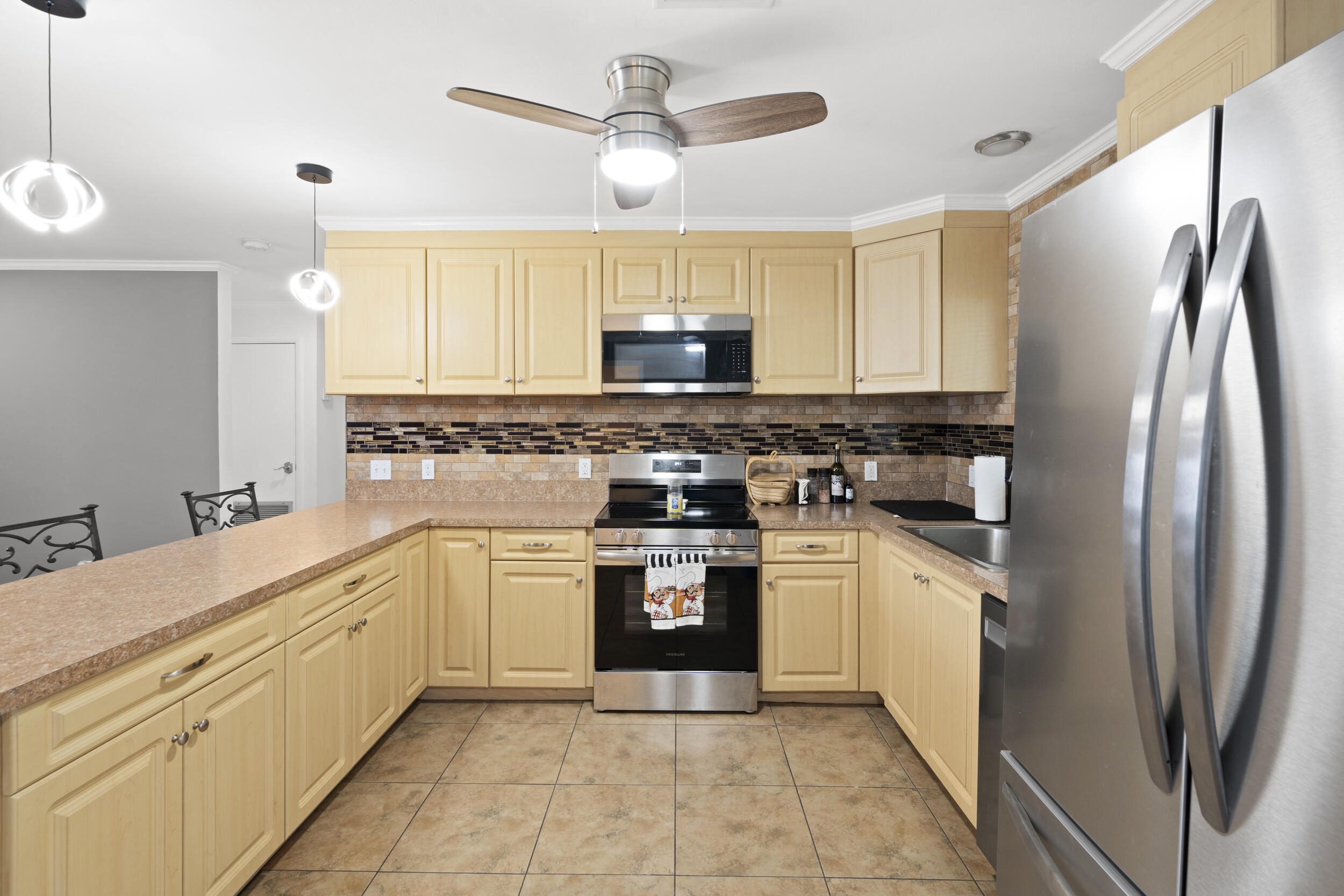 PORT ST LUCIE SECTION 13 - Residential Lease