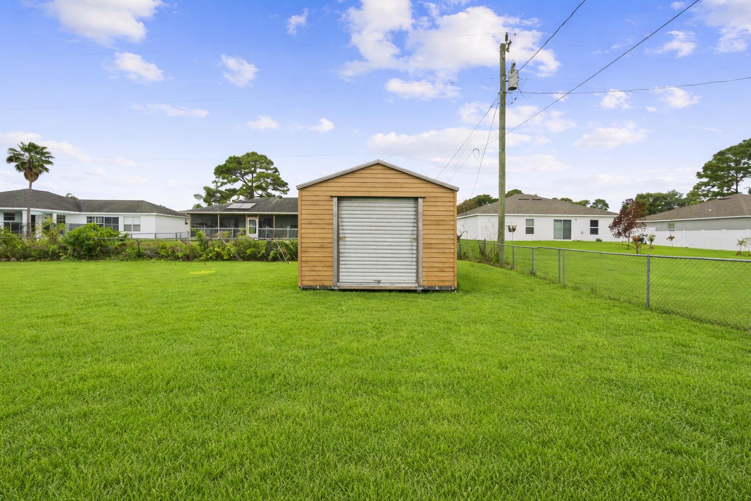 PORT ST LUCIE SECTION 13 - Residential Lease