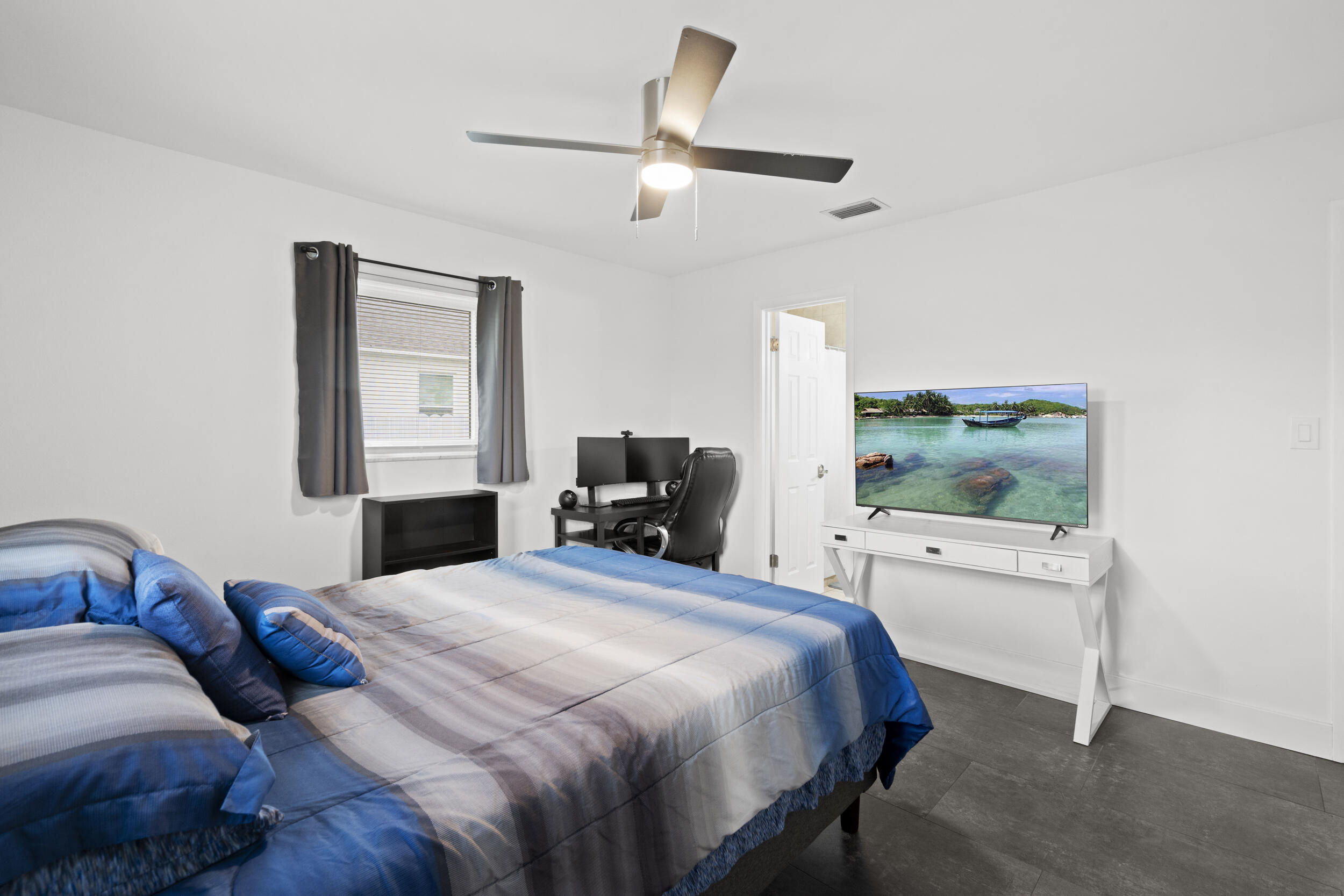 PORT ST LUCIE SECTION 13 - Residential Lease