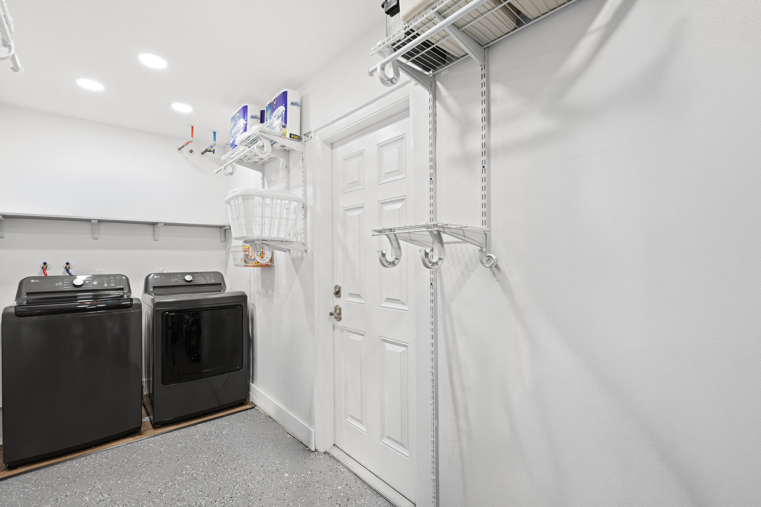 PORT ST LUCIE SECTION 13 - Residential Lease