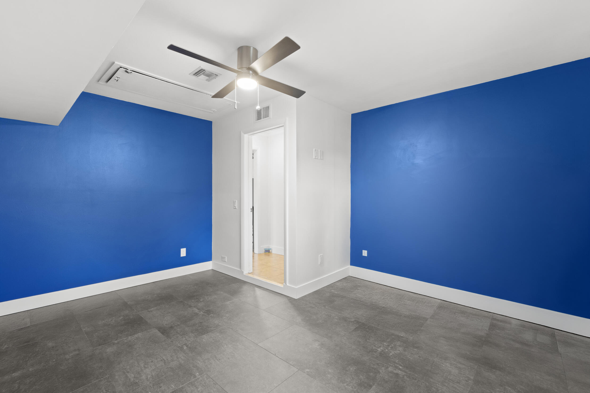 PORT ST LUCIE SECTION 13 - Residential Lease