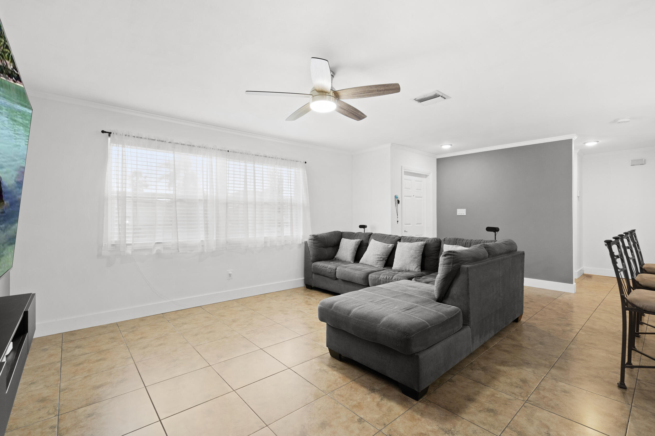 PORT ST LUCIE SECTION 13 - Residential Lease