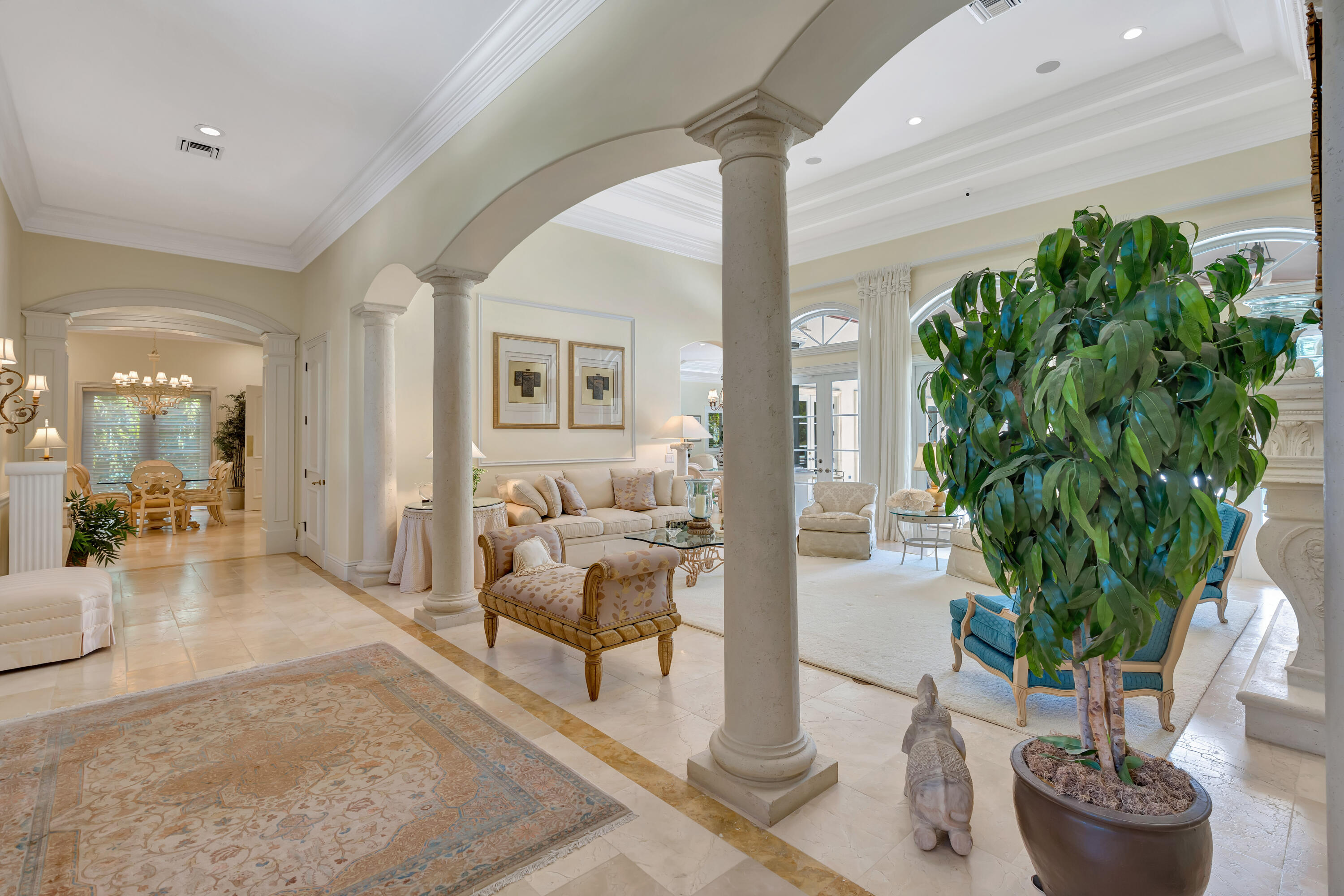 ADMIRALS COVE - Residential