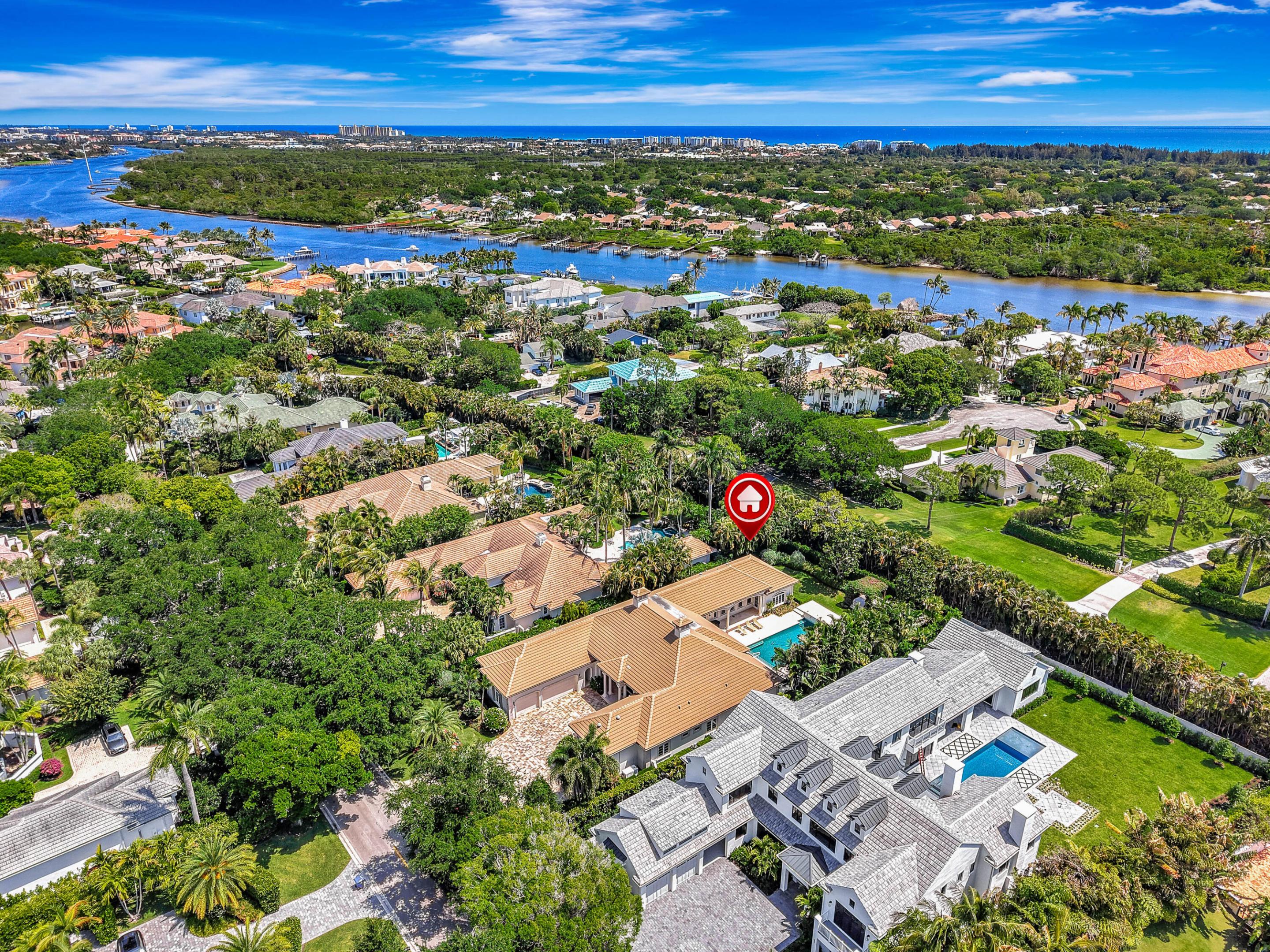 ADMIRALS COVE - Residential