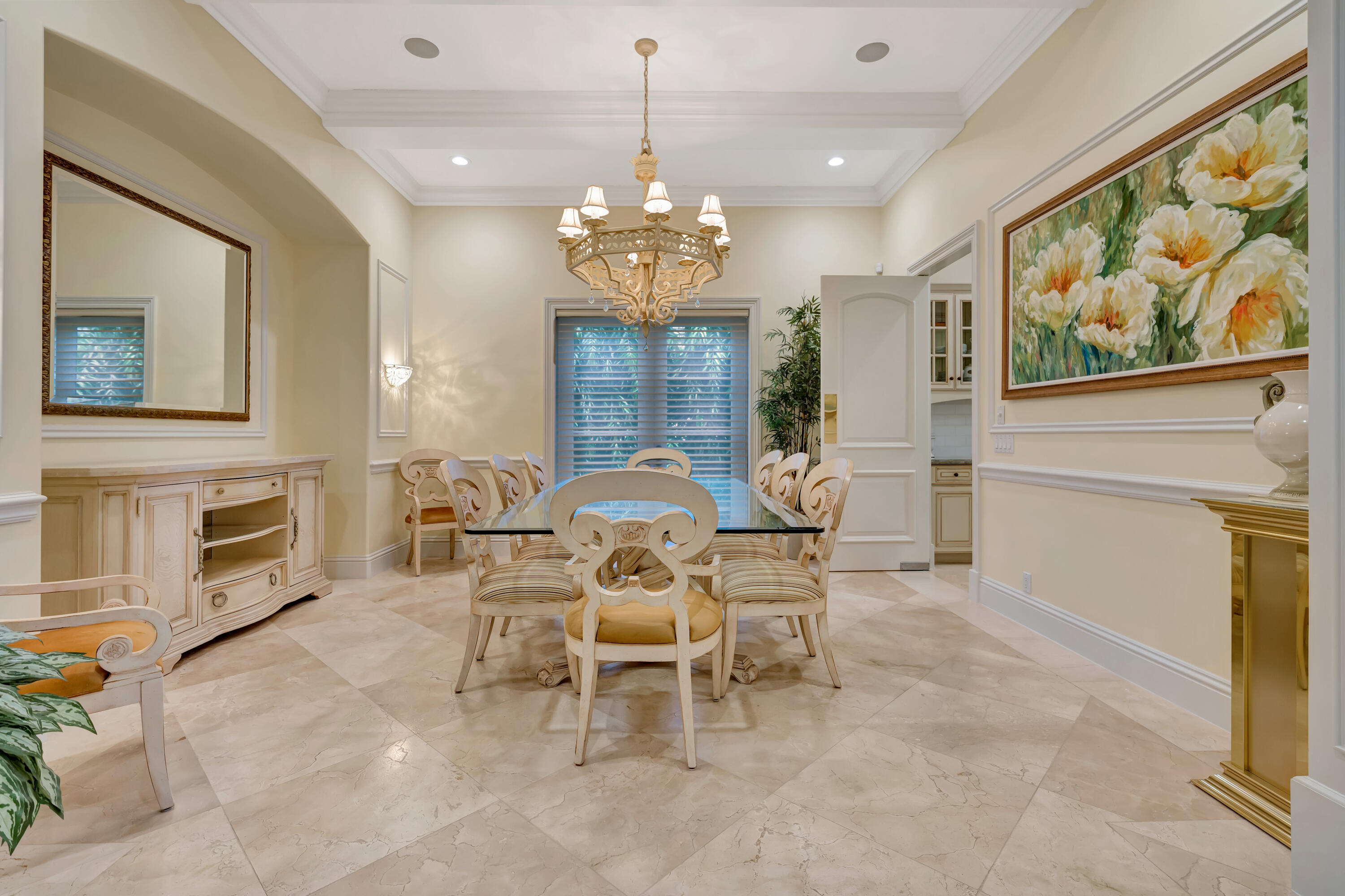 ADMIRALS COVE - Residential