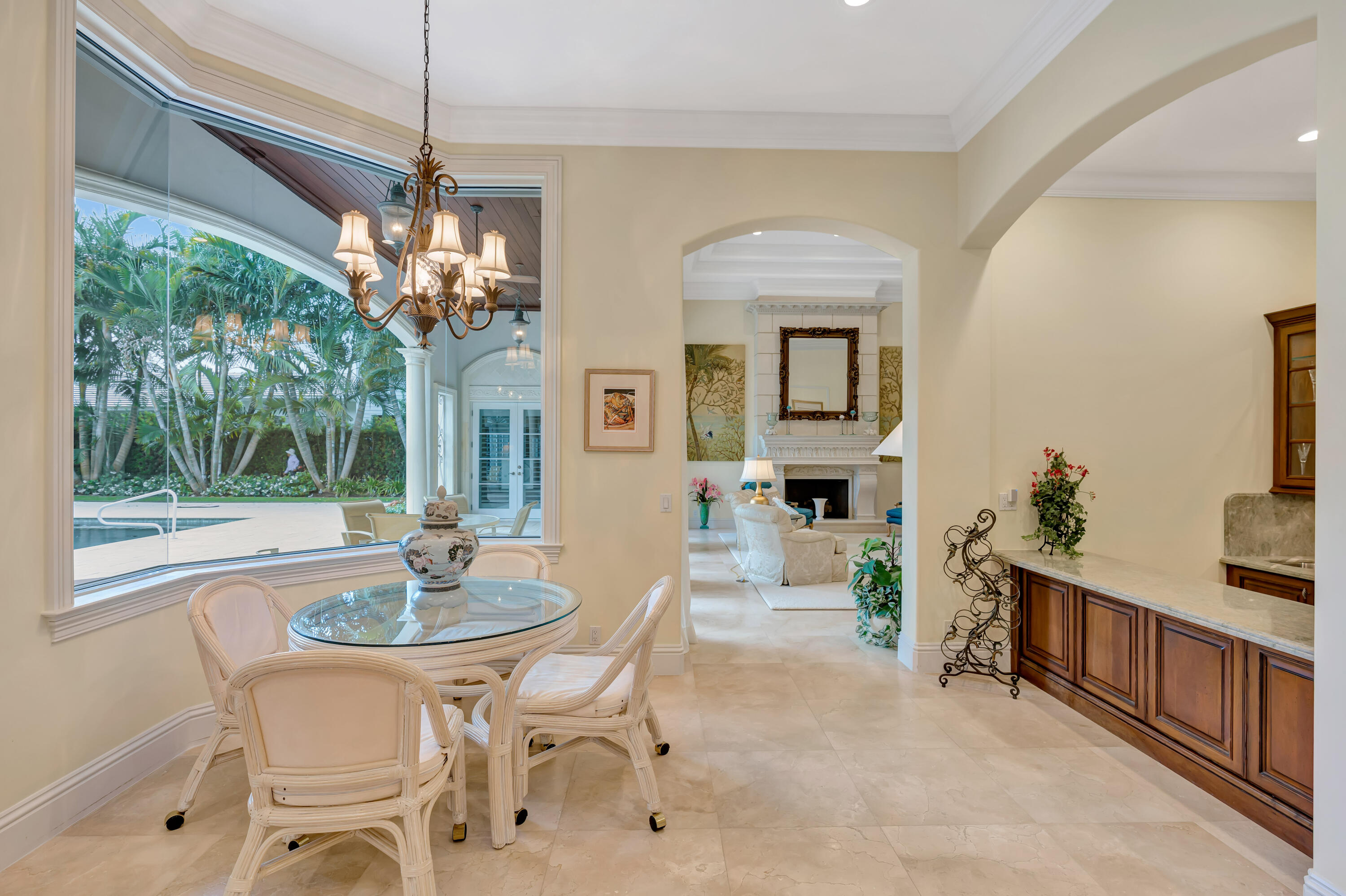 ADMIRALS COVE - Residential