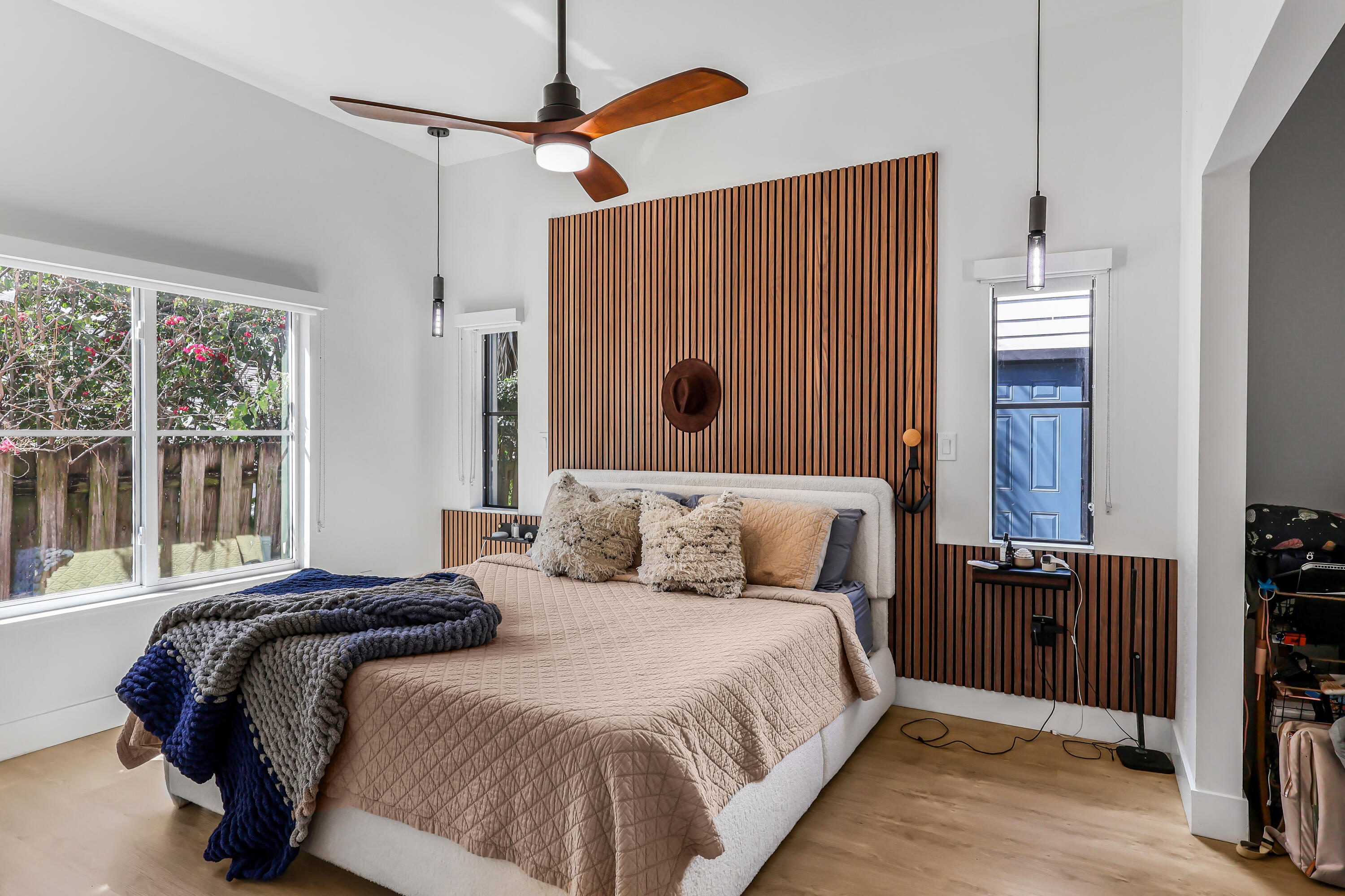 LAKE WORTH TOWN OF - Residential