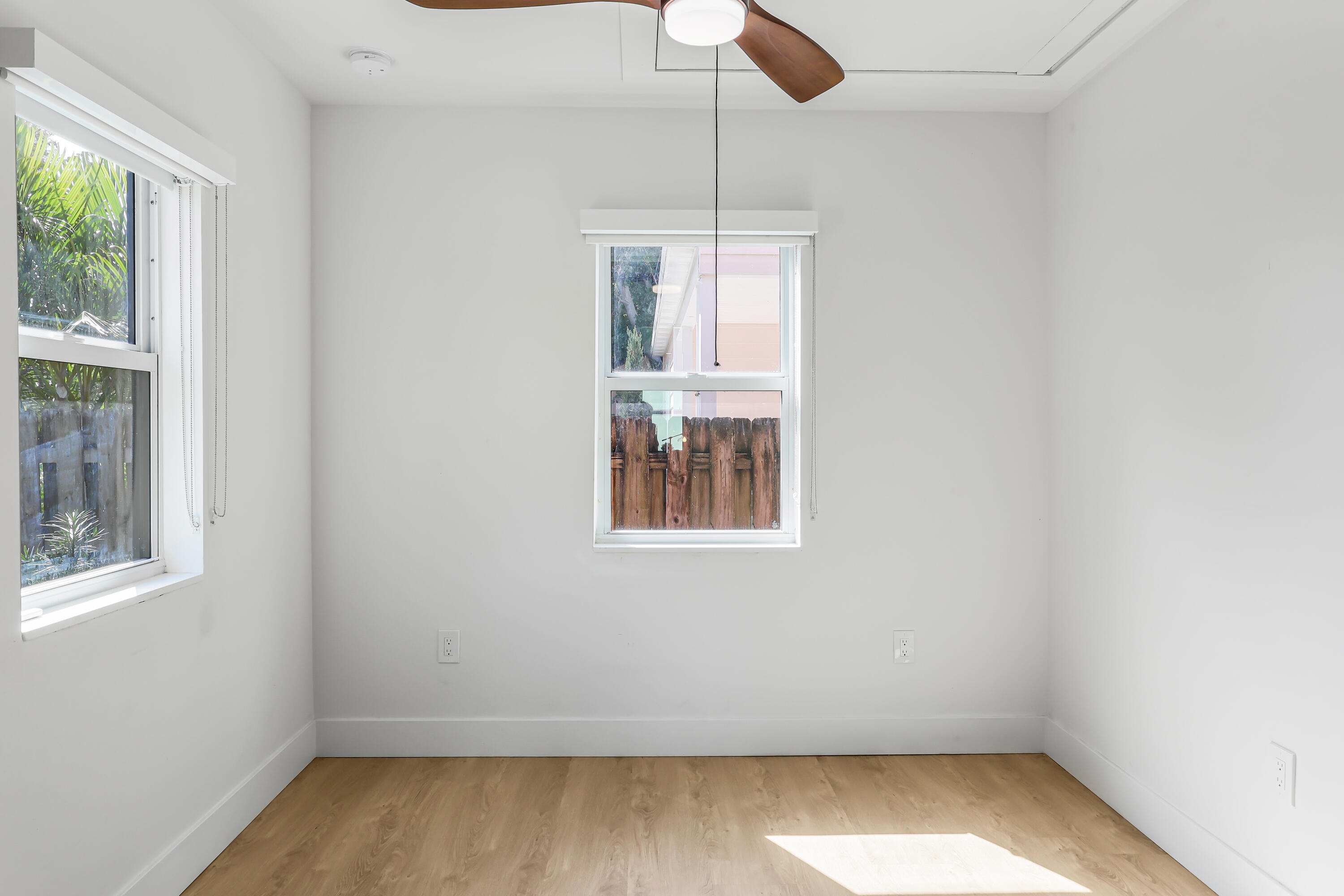 LAKE WORTH TOWN OF - Residential