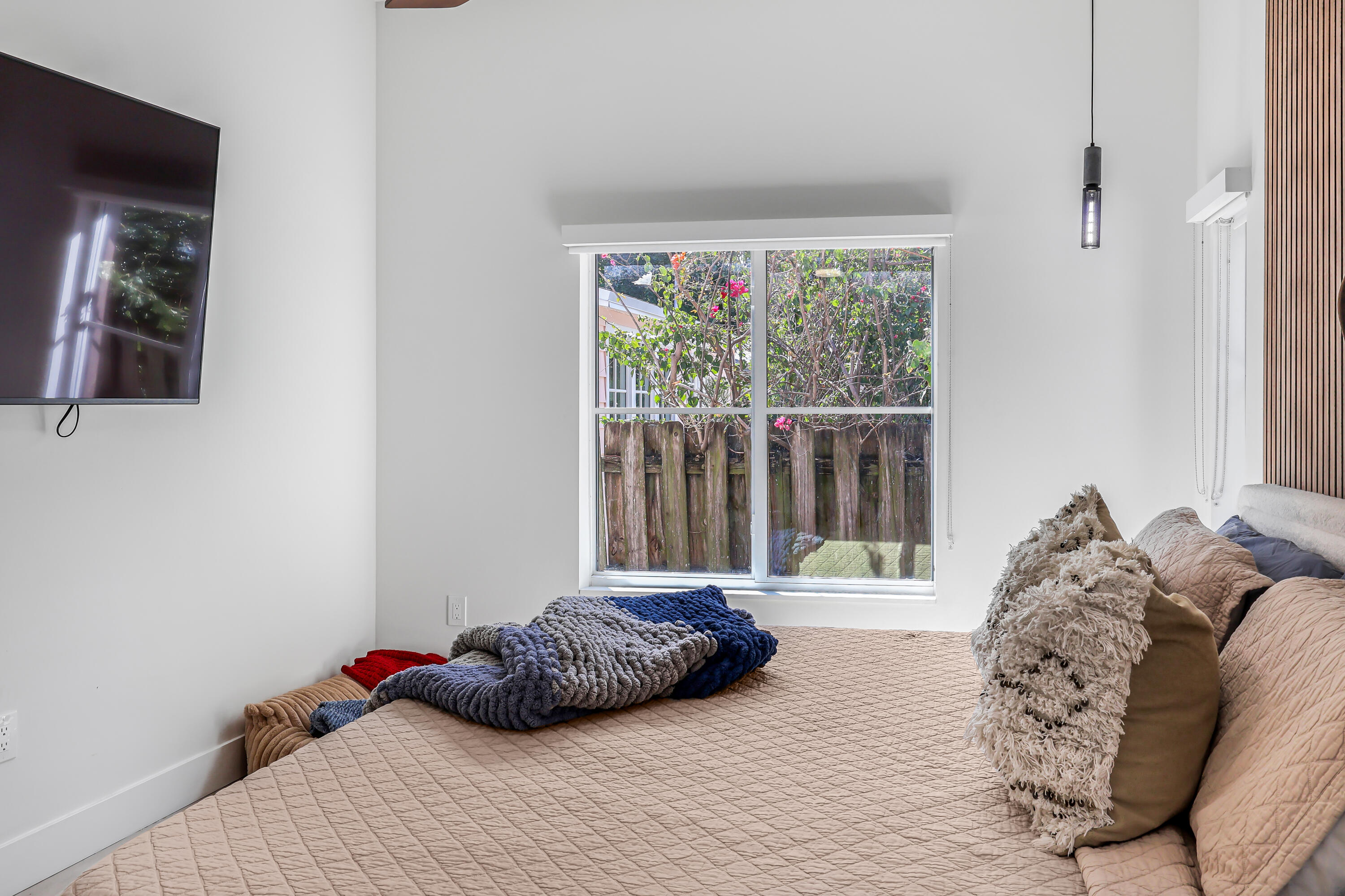 LAKE WORTH TOWN OF - Residential