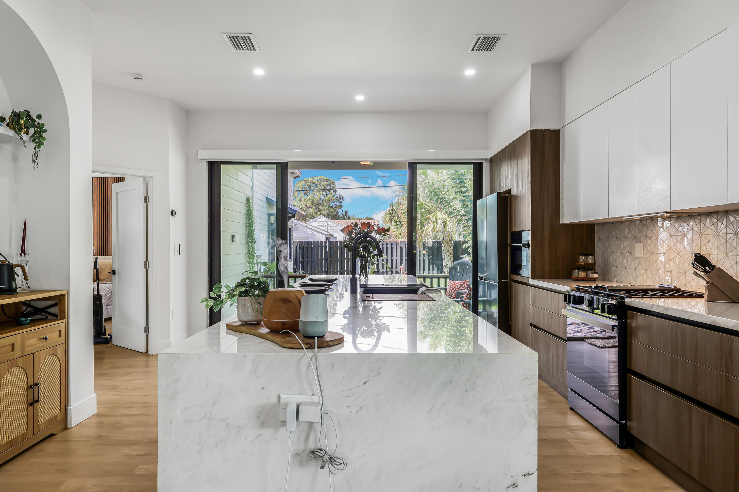 LAKE WORTH TOWN OF - Residential